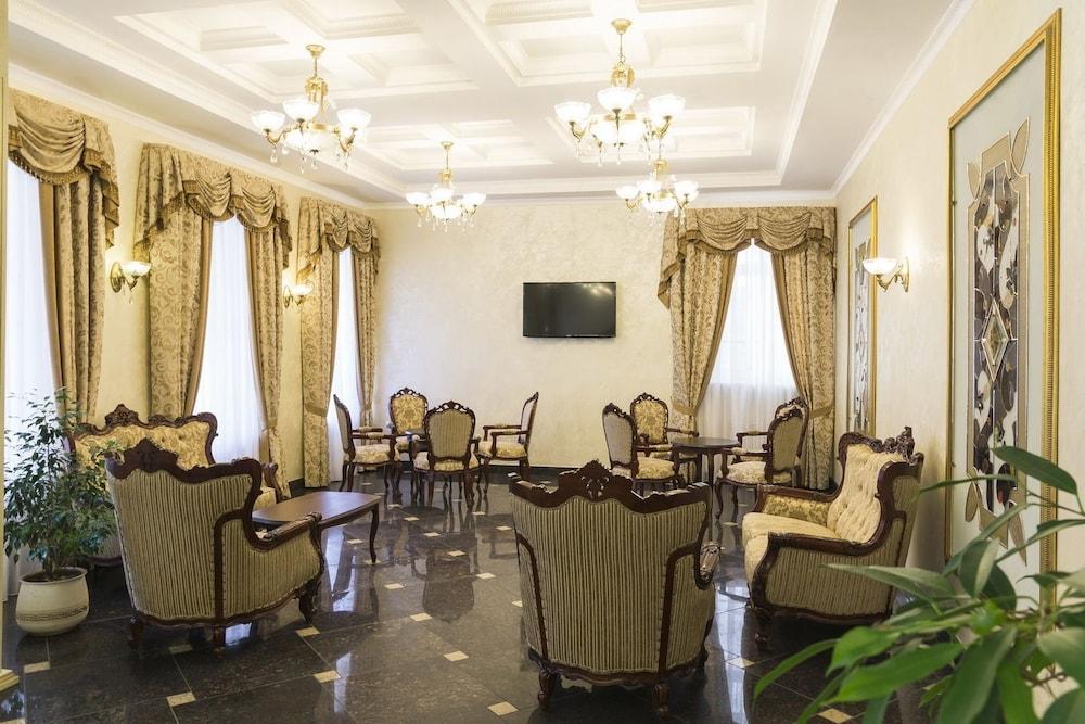 Metropol Hotel Могильов Екстериор снимка