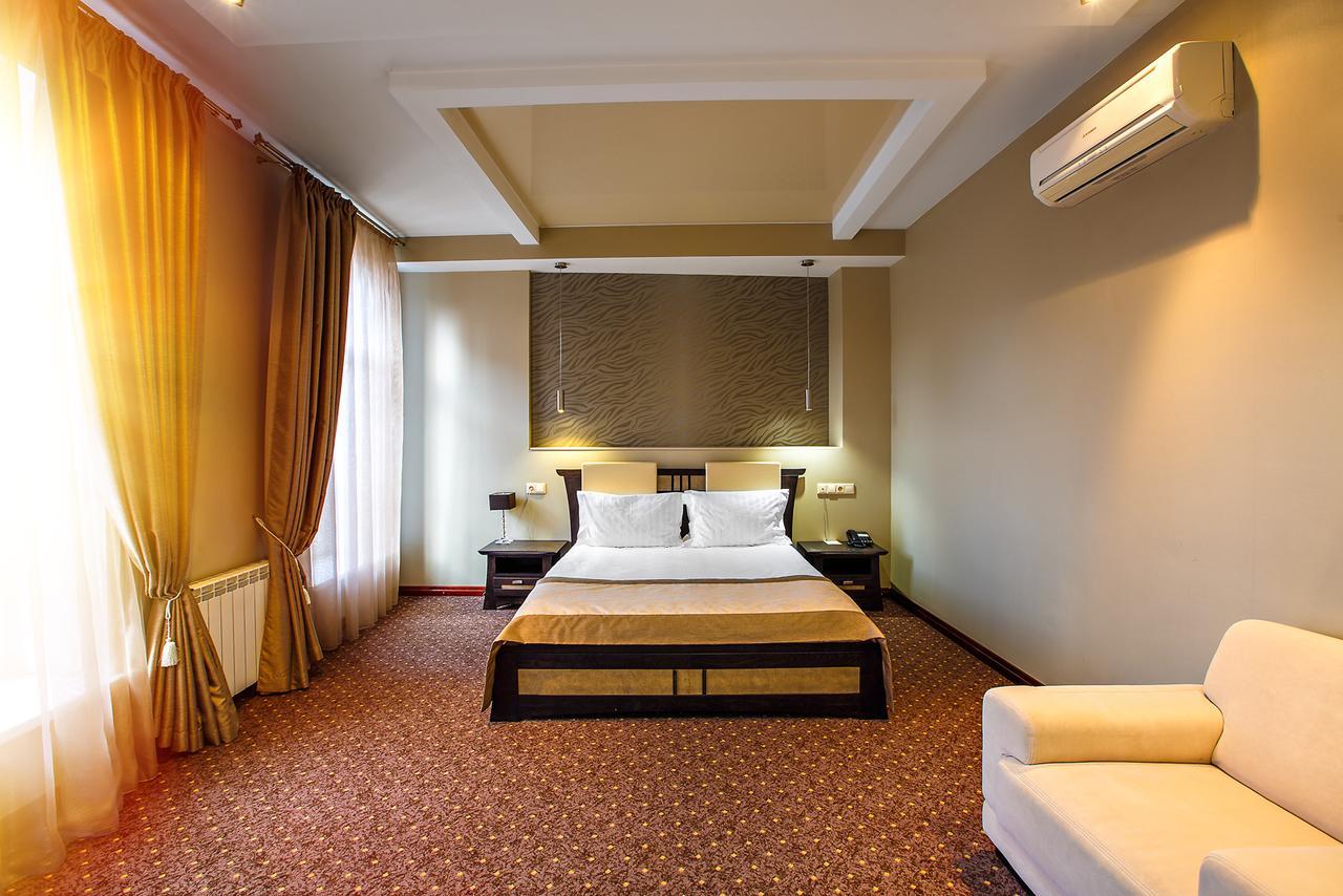 Metropol Hotel Могильов Екстериор снимка